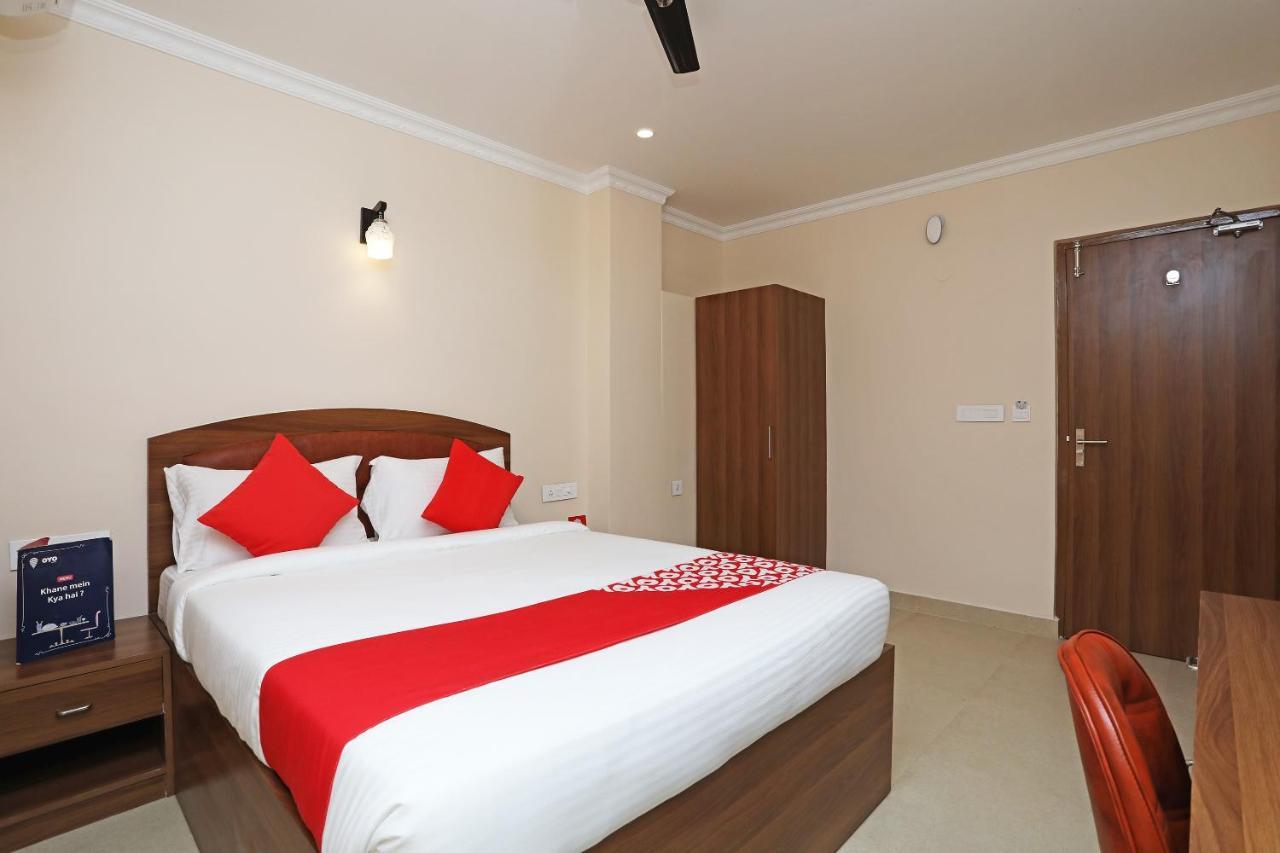 Hotel Oyo 13528 Kumud Plaza Bhubaneswar Zewnętrze zdjęcie